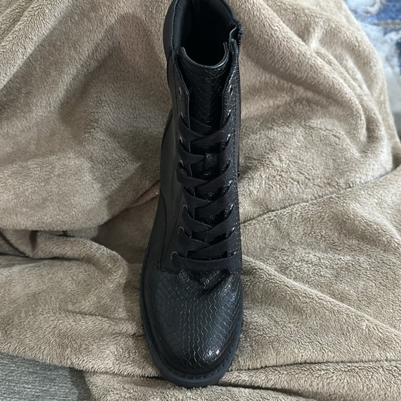 Aldo Snake Print Combat Boot With Heel - Picture 3 of 5